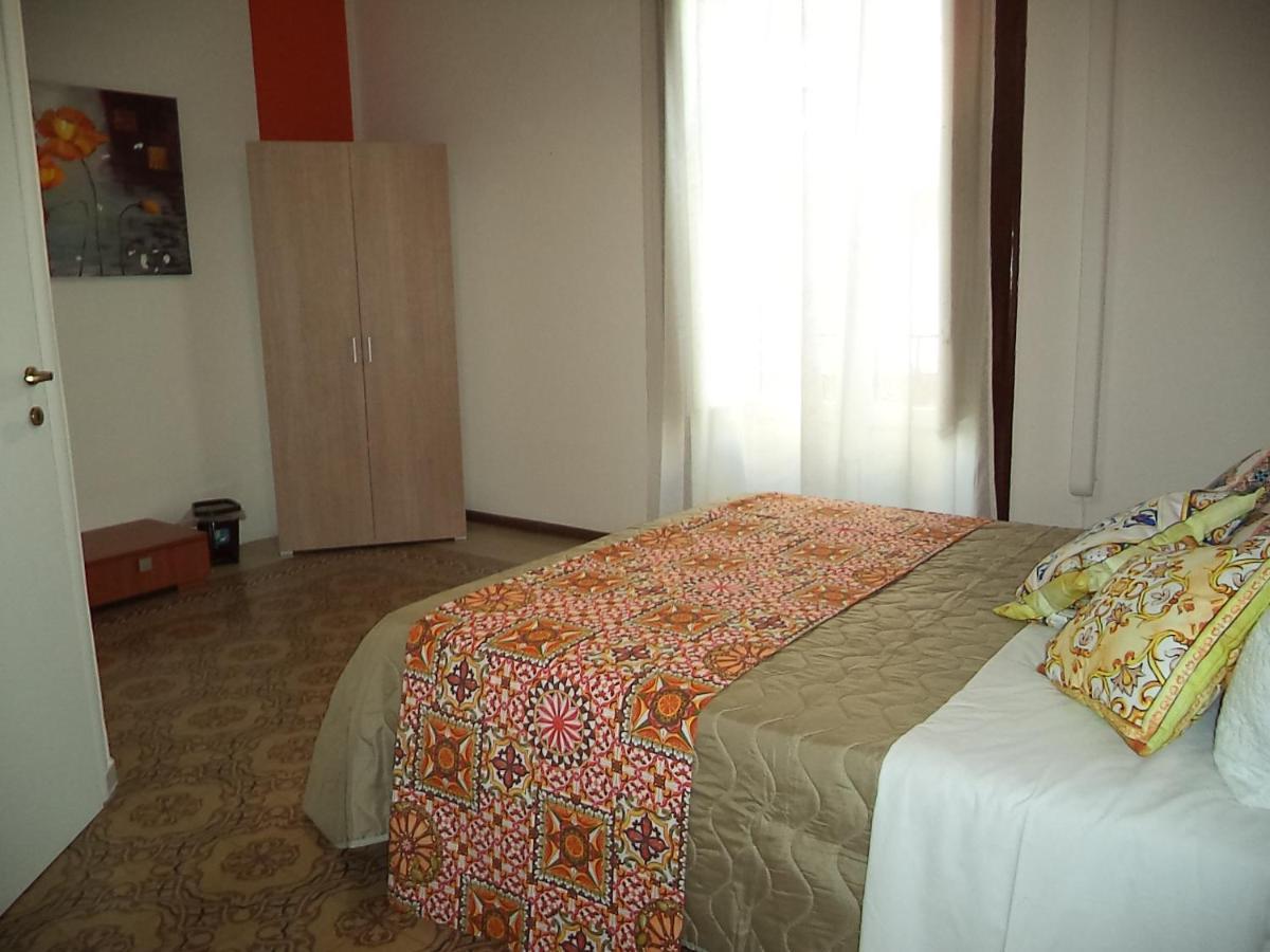 Locami Palermo Centro Rooms Exterior foto